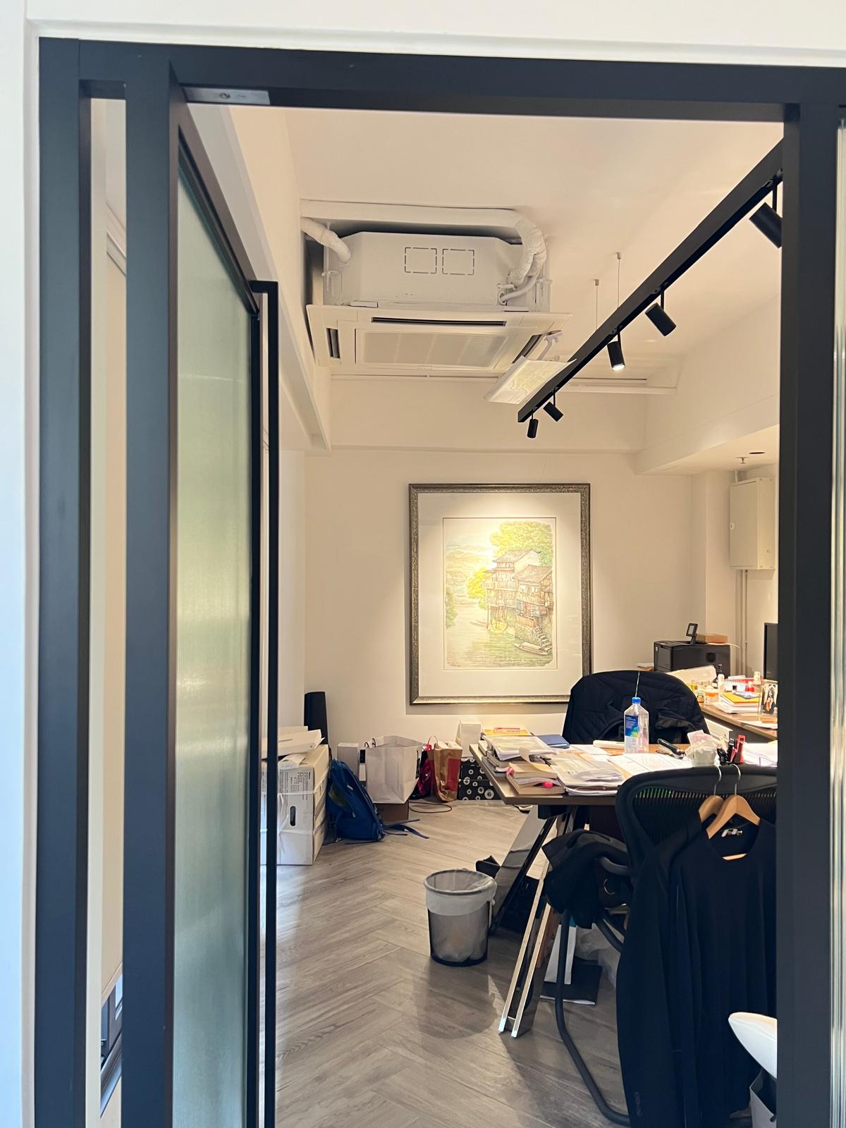 中環機利文新街14-16號 - carouse