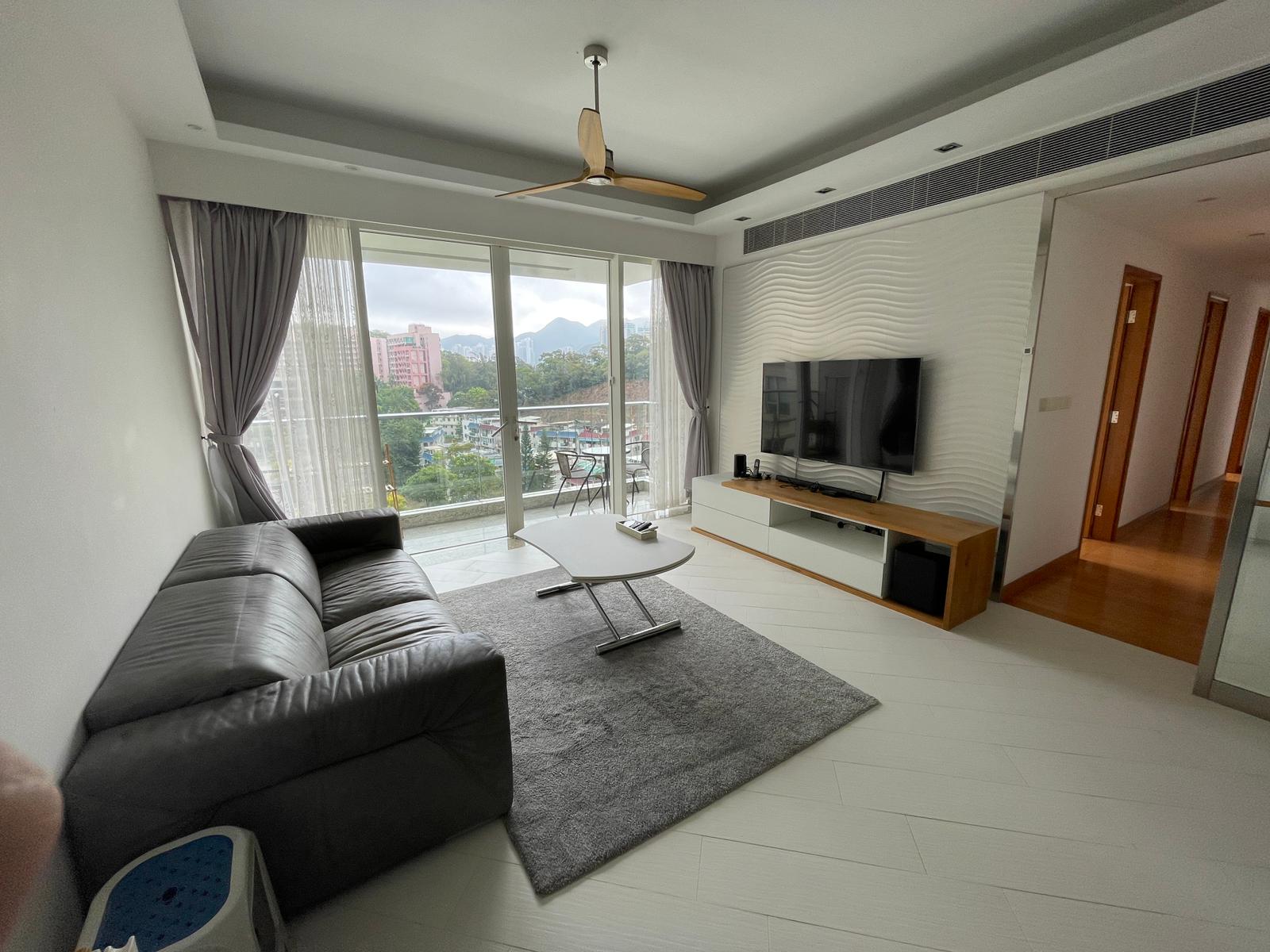 Flat B, 11th Floor, Tower 5, Peak One, 63 Mei Tin Road, Tai Wai, Sha Tin, Hong Kong + One Parking Space (6/F, Space No. 6033) - carouse